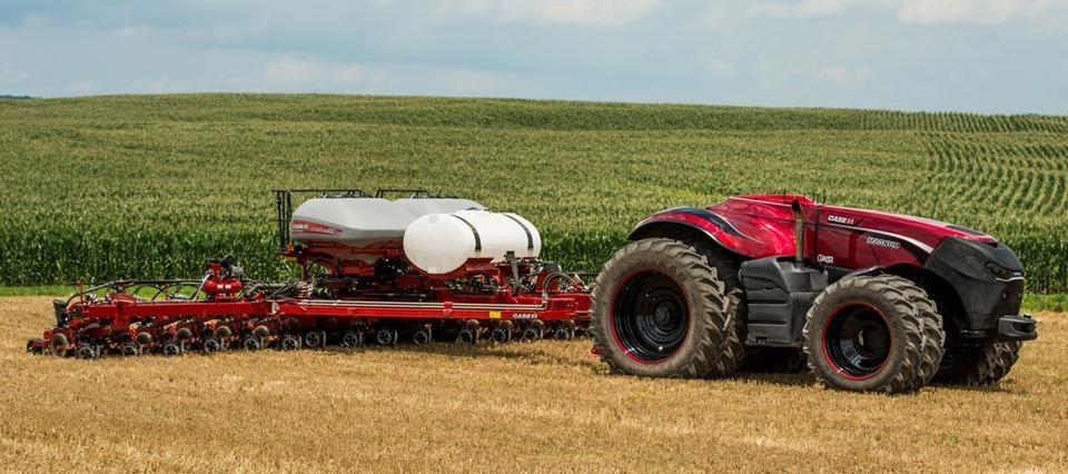 Primeiro trator autônomo do mundo é sensação na Agrishow 2017